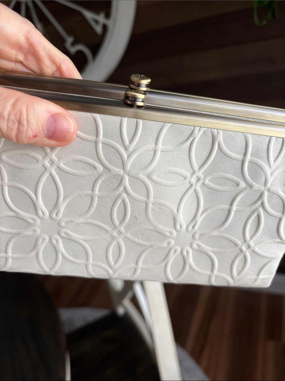 HOBO Lauren Clutch Wallet Cream Embossed Leather - Picture 15 of 16